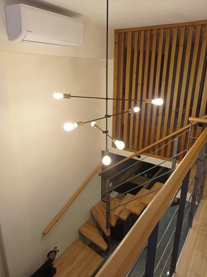 Minimal Two-Floor Apartment Thessaloniki Buitenkant foto