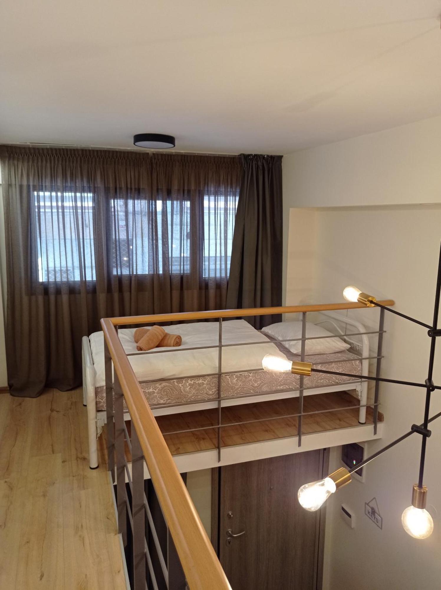 Minimal Two-Floor Apartment Thessaloniki Buitenkant foto